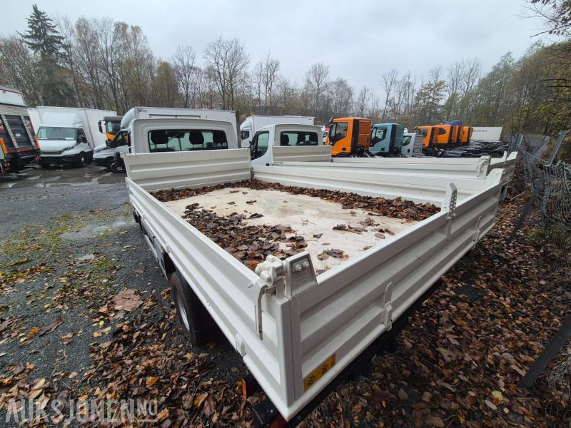 2025 Iveco Daily - Platós teherautó: 5 kép. 2025 Iveco Daily - Platós teherautó: 5 kép.