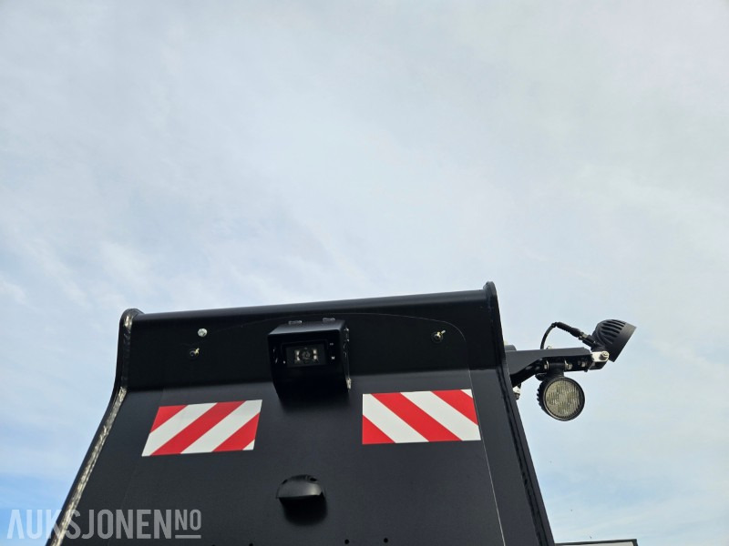 2025 NY - Manitou MRT 2660. Vinsj, Mannskapskurv, Beskjæringsklo/ sag , Gafler - Teleszkópos rakodó: 4 kép. 2025 NY - Manitou MRT 2660. Vinsj, Mannskapskurv, Beskjæringsklo/ sag , Gafler - Teleszkópos rakodó: 4 kép.