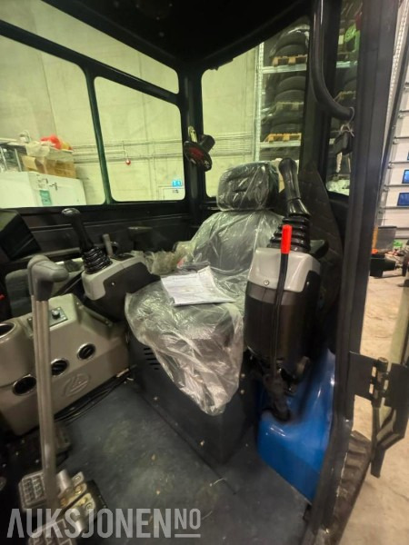 2025 Rippa pro 22 - Ny gravemaskin - Minikotró: 5 kép. 2025 Rippa pro 22 - Ny gravemaskin - Minikotró: 5 kép.