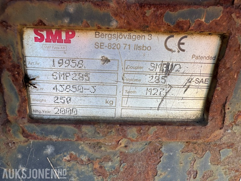 2000 SMP graveskuffe med tenner. S50 feste, 285 liter - Adapterek - Építőipari gépek: 4 kép. 2000 SMP graveskuffe med tenner. S50 feste, 285 liter - Adapterek - Építőipari gépek: 4 kép.