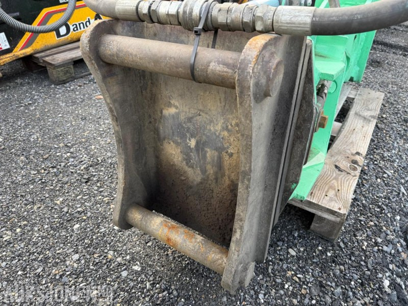 2002 Montabert pigghammer 900 m/S60 feste - Adapterek - Építőipari gépek: 5 kép. 2002 Montabert pigghammer 900 m/S60 feste - Adapterek - Építőipari gépek: 5 kép.