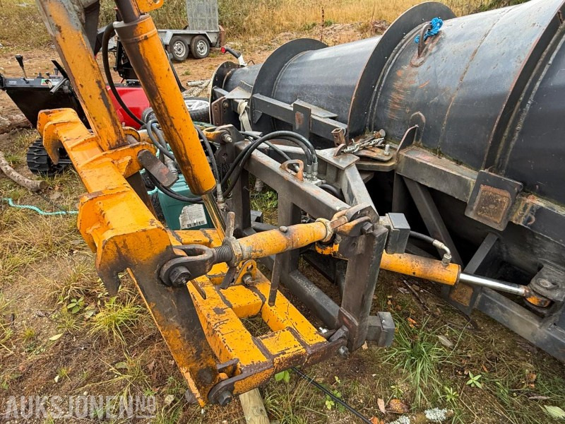 2007 GMI HDA280S Diagonalplog - Adapterek - Építőipari gépek: 3 kép. 2007 GMI HDA280S Diagonalplog - Adapterek - Építőipari gépek: 3 kép.