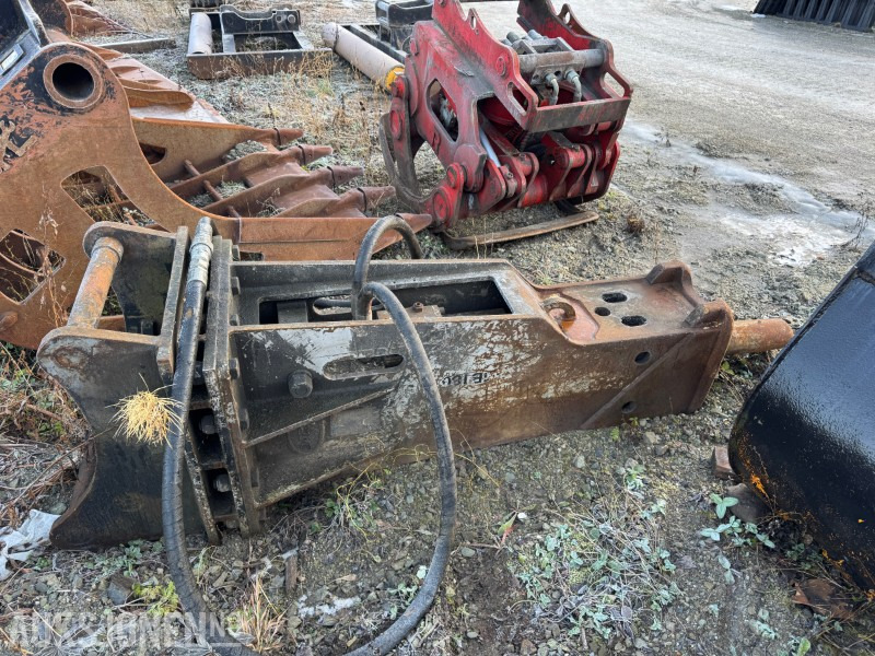 2008 Daemo DMB180 pigghammer med kombi S60 og S70 feste. - Adapterek - Építőipari gépek: 3 kép. 2008 Daemo DMB180 pigghammer med kombi S60 og S70 feste. - Adapterek - Építőipari gépek: 3 kép.