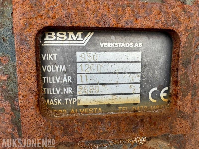 2011 BSM Pusseskuffe 1200L S70 - Adapterek - Építőipari gépek: 3 kép. 2011 BSM Pusseskuffe 1200L S70 - Adapterek - Építőipari gépek: 3 kép.