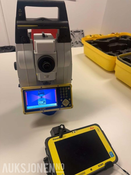2022 LEICA ICR80 TOTALSTASJON - Med CC80 målebok, stang og stativ - Adapterek - Építőipari gépek: 4 kép. 2022 LEICA ICR80 TOTALSTASJON - Med CC80 målebok, stang og stativ - Adapterek - Építőipari gépek: 4 kép.