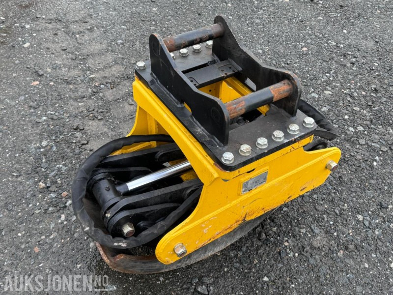 2024 Engcon TG25HD-S40 Tømmerklo / Tømmerklype - Nesten ikke brukt - S40 feste - Adapterek - Építőipari gépek: 4 kép. 2024 Engcon TG25HD-S40 Tømmerklo / Tømmerklype - Nesten ikke brukt - S40 feste - Adapterek - Építőipari gépek: 4 kép.