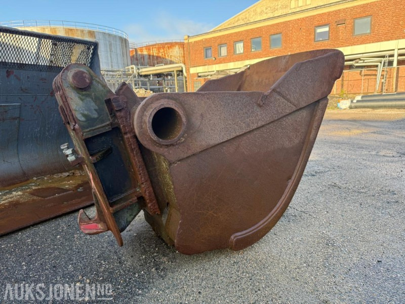 Graveskuff m/S-50 feste. - Adapterek - Építőipari gépek: 1 kép. Graveskuff m/S-50 feste. - Adapterek - Építőipari gépek: 1 kép.