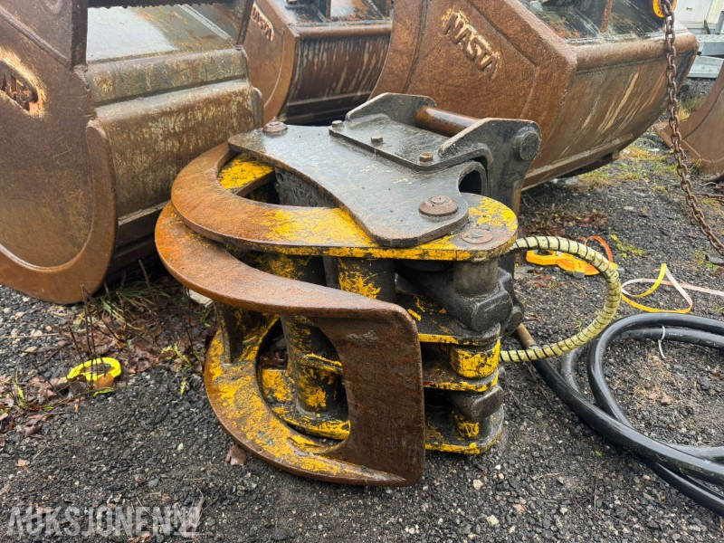 Hydraulisk gripeklo – S60 feste - Adapterek - Építőipari gépek: 2 kép. Hydraulisk gripeklo – S60 feste - Adapterek - Építőipari gépek: 2 kép.