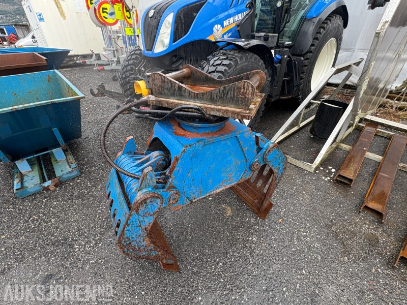 Sorteringsklo med hydraulisk rotator og S60-feste - Adapterek - Építőipari gépek: 1 kép. Sorteringsklo med hydraulisk rotator og S60-feste - Adapterek - Építőipari gépek: 1 kép.