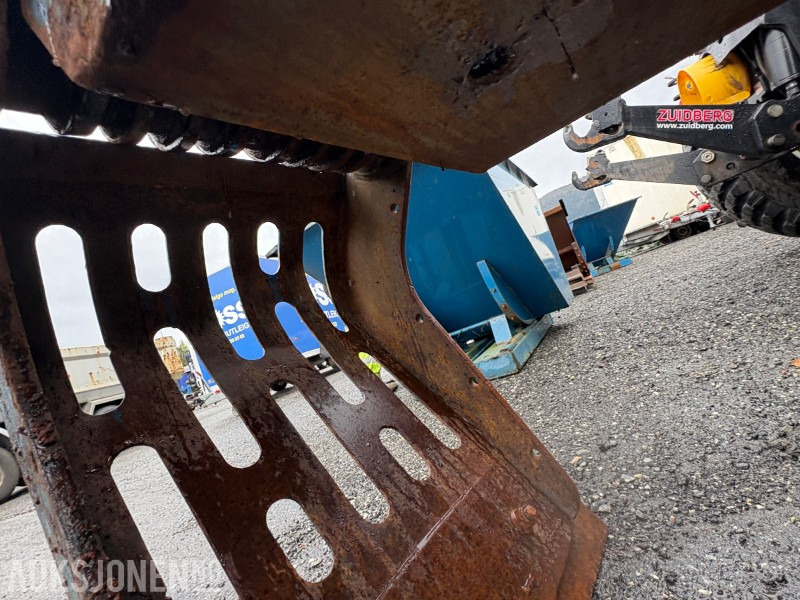 Sorteringsklo med hydraulisk rotator og S60-feste - Adapterek - Építőipari gépek: 5 kép. Sorteringsklo med hydraulisk rotator og S60-feste - Adapterek - Építőipari gépek: 5 kép.