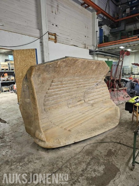 Stor sidetippskuffe med Gjerstad feste - Adapterek - Építőipari gépek: 1 kép. Stor sidetippskuffe med Gjerstad feste - Adapterek - Építőipari gépek: 1 kép.