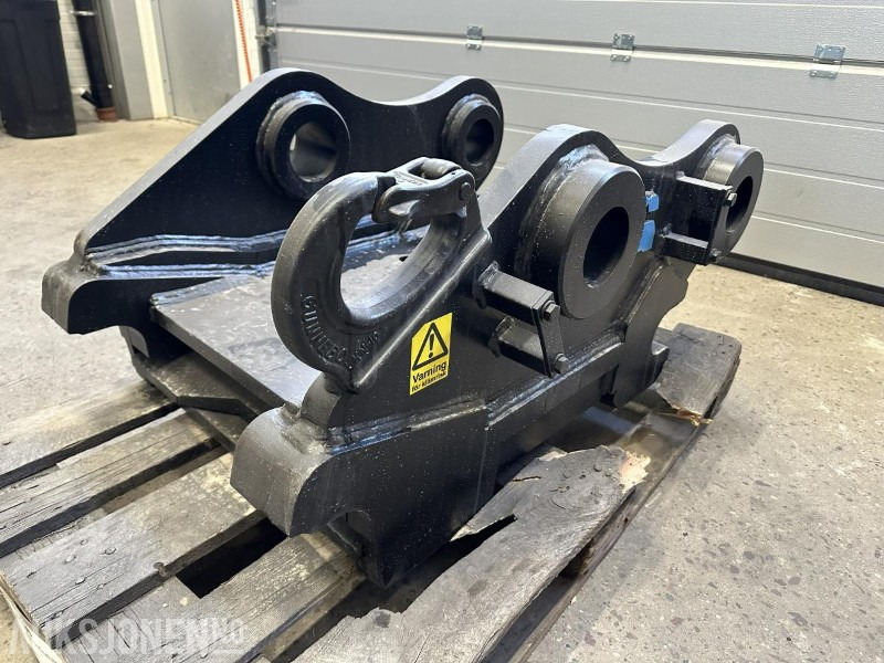 UBRUKT Götene Hydraulisk HK-feste G90 - Adapterek - Építőipari gépek: 1 kép. UBRUKT Götene Hydraulisk HK-feste G90 - Adapterek - Építőipari gépek: 1 kép.