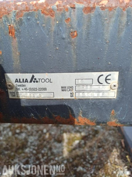 Alia tool 20000 innløftingsåk - Építőipari berendezések: 3 kép. Alia tool 20000 innløftingsåk - Építőipari berendezések: 3 kép.