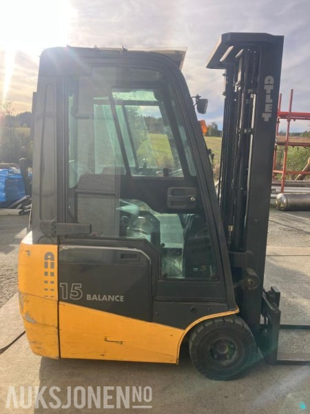 2011 Atlet ET-15 48V 710 timer elektrisk gaffeltruck - Anyagmozgató gép: 2 kép. 2011 Atlet ET-15 48V 710 timer elektrisk gaffeltruck - Anyagmozgató gép: 2 kép.