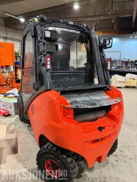 2018 Linde H35D truck 3500kg - Anyagmozgató gép: 3 kép. 2018 Linde H35D truck 3500kg - Anyagmozgató gép: 3 kép.