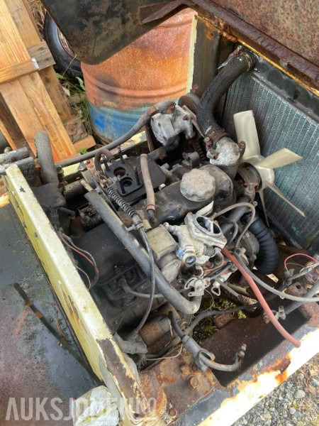 Gasstruck - Toyota Truck - Anyagmozgató gép: 5 kép. Gasstruck - Toyota Truck - Anyagmozgató gép: 5 kép.