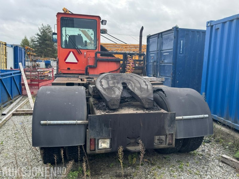 BOLLNAS 304T terminaltraktor / Rep.objekt - Építőipari berendezések: 3 kép. BOLLNAS 304T terminaltraktor / Rep.objekt - Építőipari berendezések: 3 kép.