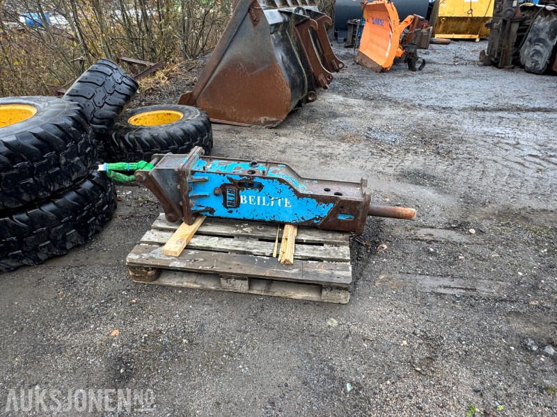 Belite pigghammer S40 - Hidraulikus törőfej: 4 kép. Belite pigghammer S40 - Hidraulikus törőfej: 4 kép.