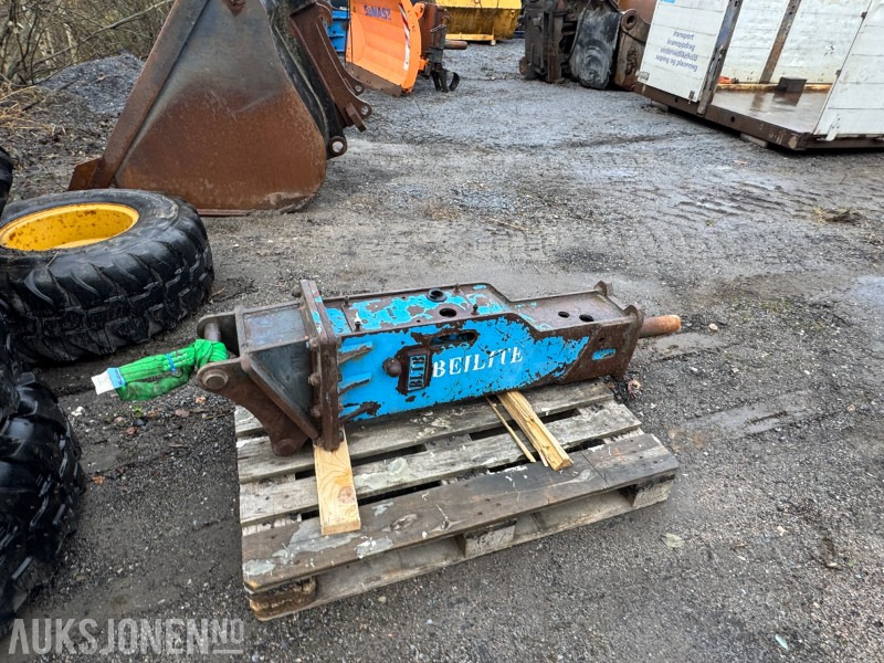 Belite pigghammer S40 - Hidraulikus törőfej: 5 kép. Belite pigghammer S40 - Hidraulikus törőfej: 5 kép.