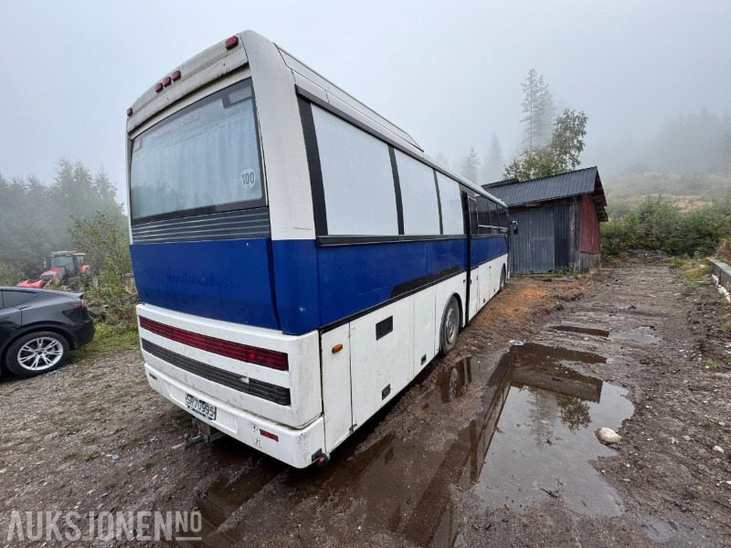 1995 Volvo B10M buss med hengerfeste og soveplasser - Busz: 5 kép. 1995 Volvo B10M buss med hengerfeste og soveplasser - Busz: 5 kép.