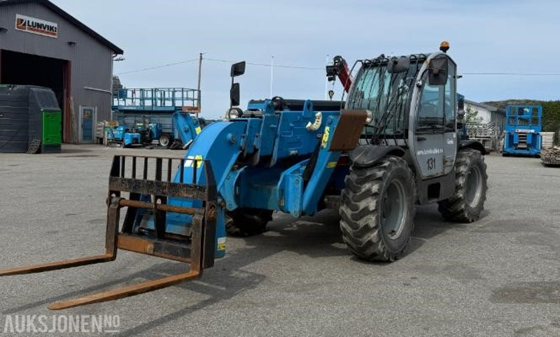 Genie GTH-4017 SX - Teleskoptruck - 4x4 med firehjulssving - Skuffe og pallegafler med hydraulisk bredding - Teleszkópos rakodó: 1 kép. Genie GTH-4017 SX - Teleskoptruck - 4x4 med firehjulssving - Skuffe og pallegafler med hydraulisk bredding - Teleszkópos rakodó: 1 kép.