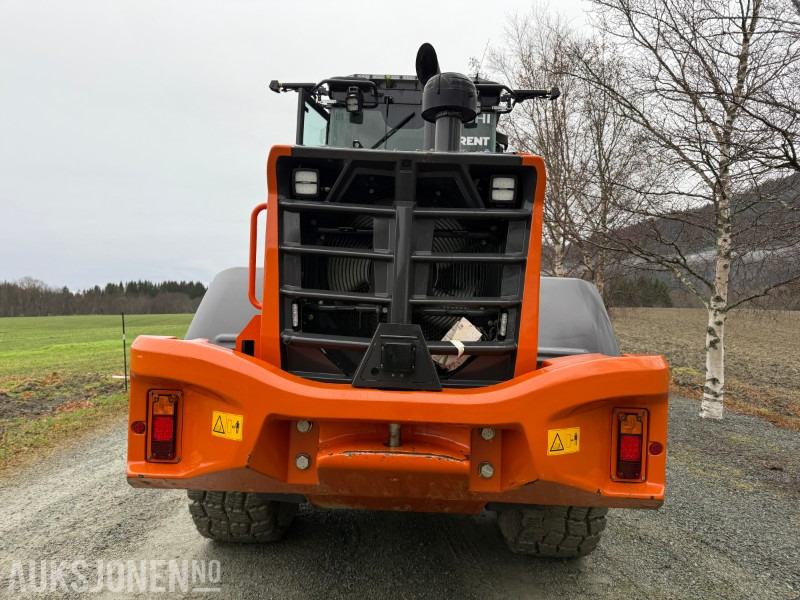 Hitachi ZW 160PL7 LSD - BM120, skuff m/bolton, hydr. gaffler - Kotrógép: 5 kép. Hitachi ZW 160PL7 LSD - BM120, skuff m/bolton, hydr. gaffler - Kotrógép: 5 kép.