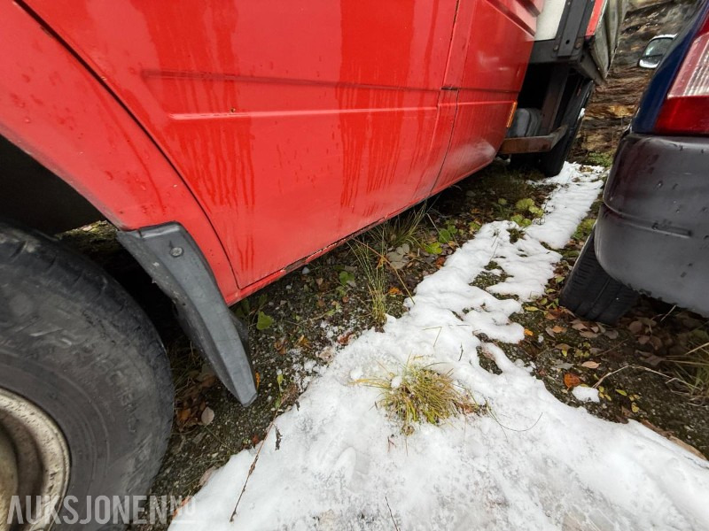 2001 Mercedes-Benz Sprinter 616CD1/40DOKA - Dobbelkabin med plan - Webasto - 6 Seter - 331000KM - Kisteherautó: 3 kép. 2001 Mercedes-Benz Sprinter 616CD1/40DOKA - Dobbelkabin med plan - Webasto - 6 Seter - 331000KM - Kisteherautó: 3 kép.