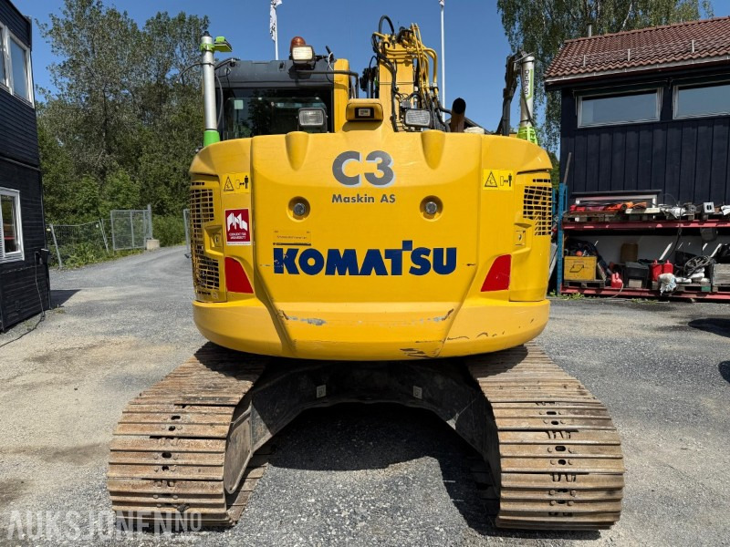 Komatsu PC138 gravemaskin / GPS / Tiltrotator / Smøring / Kamera - Kotrógép: 4 kép. Komatsu PC138 gravemaskin / GPS / Tiltrotator / Smøring / Kamera - Kotrógép: 4 kép.
