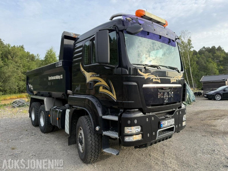 MAN TGS 26.440 tippbil 58139 km tandem Hydrodrive - Billenőplatós teherautó: 3 kép. MAN TGS 26.440 tippbil 58139 km tandem Hydrodrive - Billenőplatós teherautó: 3 kép.