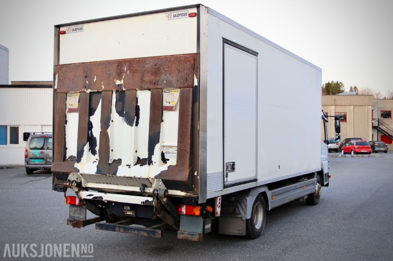 Mercedes-Benz Atego 1024 skapbil med løftelem – 6.2L / 238 hk – EU-godkjent til 20.10.2026 - Dobozos felépítményű teherautó: 5 kép. Mercedes-Benz Atego 1024 skapbil med løftelem – 6.2L / 238 hk – EU-godkjent til 20.10.2026 - Dobozos felépítményű teherautó: 5 kép.