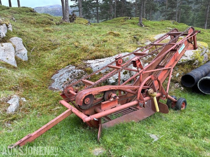 Mezőgazdasági gépek 1986 Kverneland Steinplukker: 1 kép.