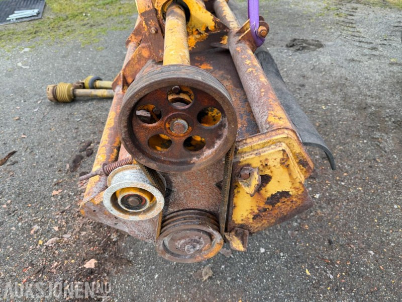 1990 SMA Beitepusser 100710 - Mezőgazdasági gépek: 5 kép. 1990 SMA Beitepusser 100710 - Mezőgazdasági gépek: 5 kép.