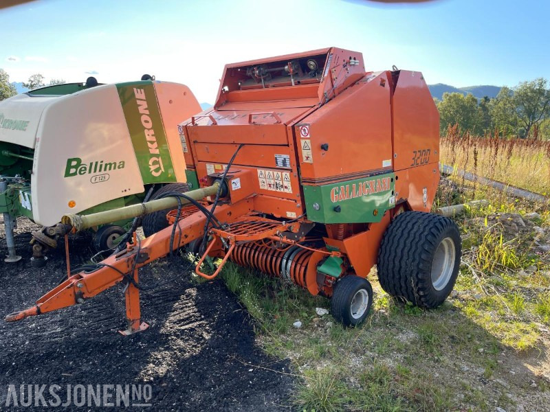 1999 Gallignani 3200 Rundballepresse selges som reparasjons objekt - Mezőgazdasági gépek: 3 kép. 1999 Gallignani 3200 Rundballepresse selges som reparasjons objekt - Mezőgazdasági gépek: 3 kép.
