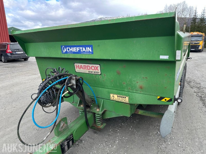 2010 CHIEFTAIN AGRI DUMPERHENGER TIL TRAKTOR - Mezőgazdasági gépek: 5 kép. 2010 CHIEFTAIN AGRI DUMPERHENGER TIL TRAKTOR - Mezőgazdasági gépek: 5 kép.