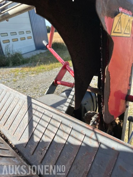 2011 Pilkemaster EVO 36 VEDKLØYVER - MVA FRI - Mezőgazdasági gépek: 5 kép. 2011 Pilkemaster EVO 36 VEDKLØYVER - MVA FRI - Mezőgazdasági gépek: 5 kép.