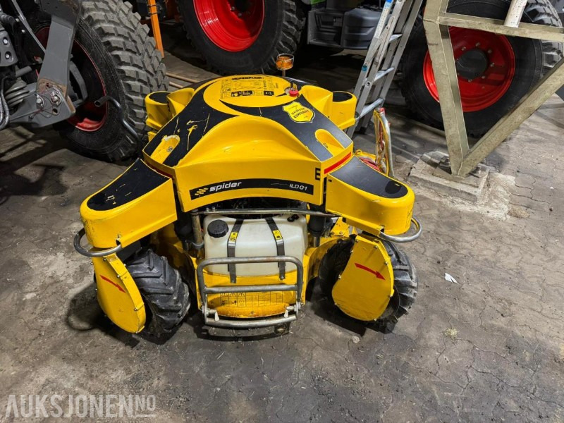 2018 Spider ILD01 - fjernstyrt skråningsklipper med hydraulisk vinsj! Kawasaki motor, kun 228 timer - Mezőgazdasági gépek: 2 kép. 2018 Spider ILD01 - fjernstyrt skråningsklipper med hydraulisk vinsj! Kawasaki motor, kun 228 timer - Mezőgazdasági gépek: 2 kép.