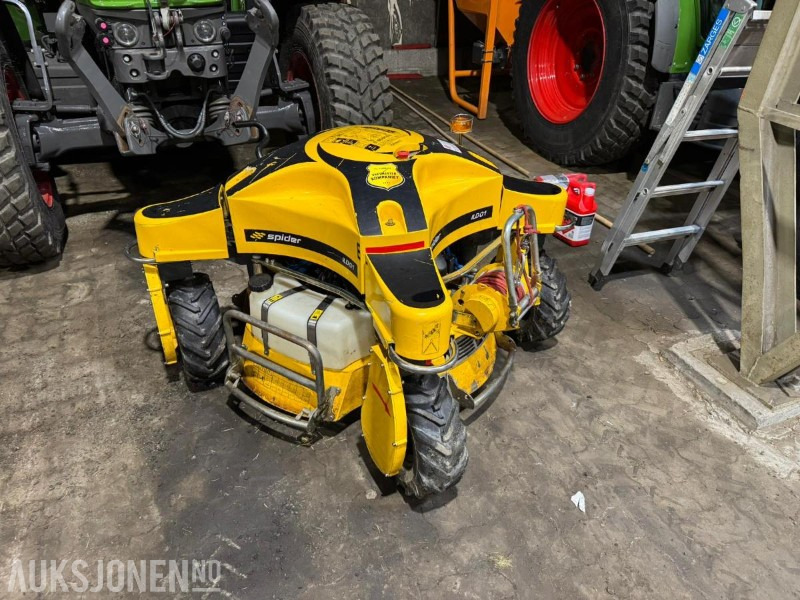 2018 Spider ILD01 - fjernstyrt skråningsklipper med hydraulisk vinsj! Kawasaki motor, kun 228 timer - Mezőgazdasági gépek: 1 kép. 2018 Spider ILD01 - fjernstyrt skråningsklipper med hydraulisk vinsj! Kawasaki motor, kun 228 timer - Mezőgazdasági gépek: 1 kép.