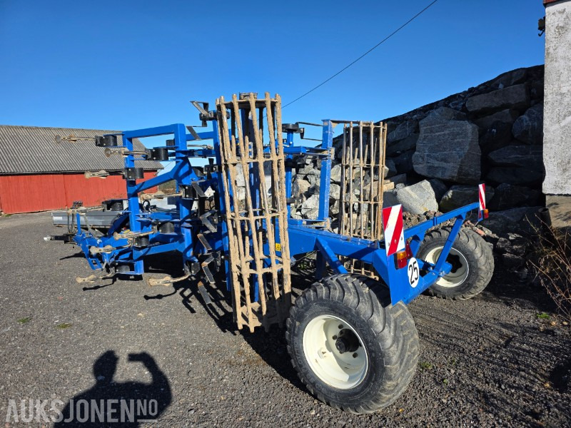 2019 New Holland grubber STX V 400T - Mezőgazdasági gépek: 4 kép. 2019 New Holland grubber STX V 400T - Mezőgazdasági gépek: 4 kép.