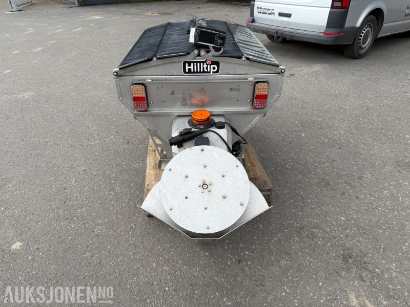 2022 Hilltip 380 Spreder UTV/Pickup - Mezőgazdasági gépek: 5 kép. 2022 Hilltip 380 Spreder UTV/Pickup - Mezőgazdasági gépek: 5 kép.