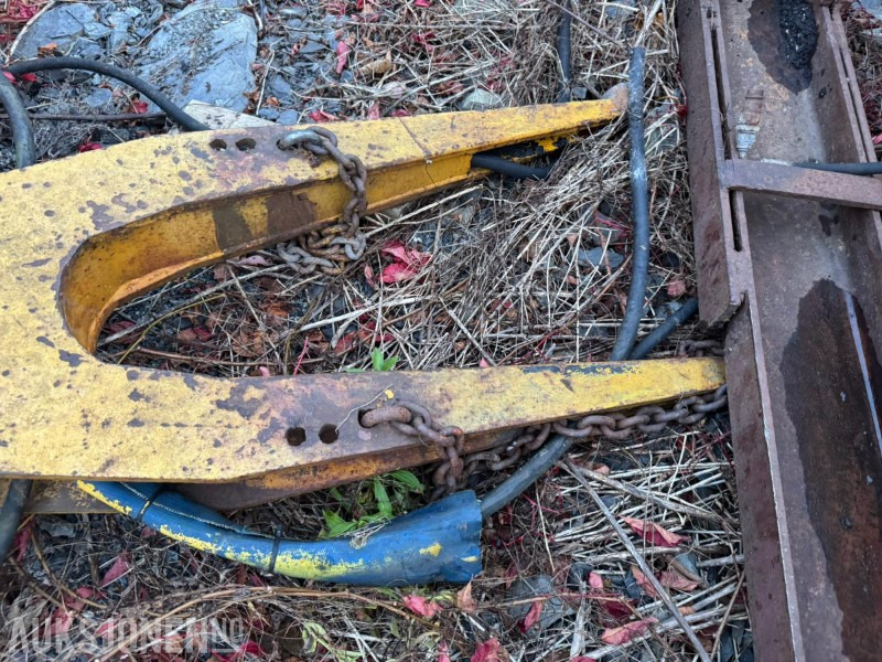 280cm brøyteskjær med skyveramme og ving - hydraulisk sving og tilt - Mezőgazdasági gépek: 4 kép. 280cm brøyteskjær med skyveramme og ving - hydraulisk sving og tilt - Mezőgazdasági gépek: 4 kép.