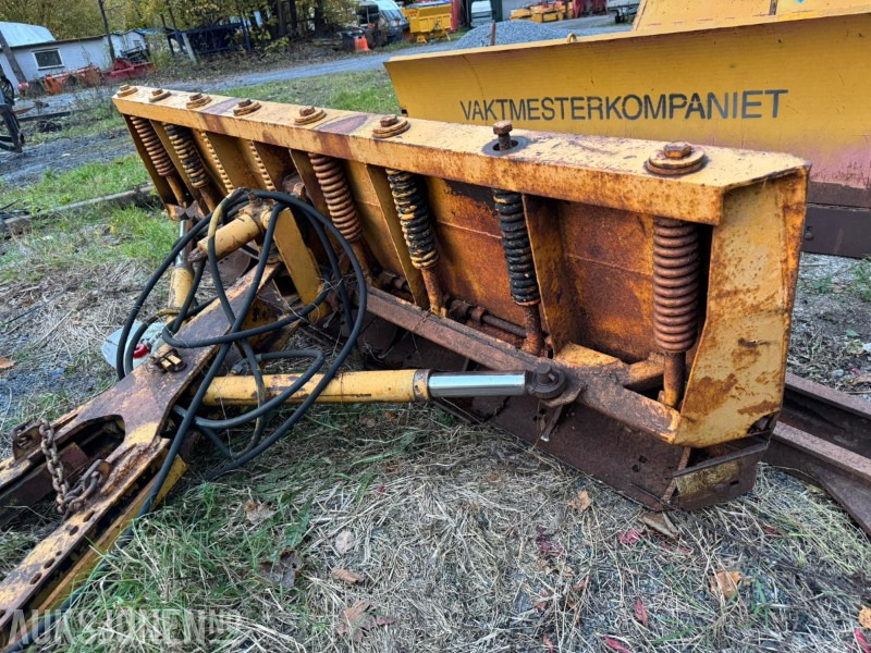 280cm hydraulisk brøyteskjær med skyveramme - Mezőgazdasági gépek: 3 kép. 280cm hydraulisk brøyteskjær med skyveramme - Mezőgazdasági gépek: 3 kép.