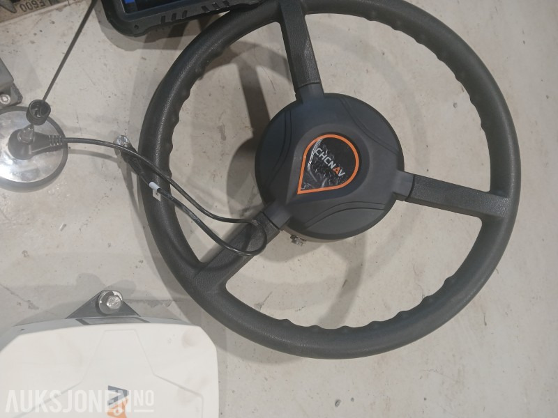 CHCNAV NX510 GPS autostyringssett Komplett og klart til bruk - Mezőgazdasági gépek: 2 kép. CHCNAV NX510 GPS autostyringssett Komplett og klart til bruk - Mezőgazdasági gépek: 2 kép.