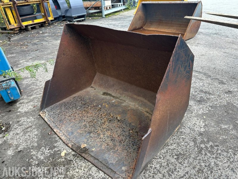 Grus skuffe til Traktor Med Trima feste - Mezőgazdasági gépek: 1 kép. Grus skuffe til Traktor Med Trima feste - Mezőgazdasági gépek: 1 kép.