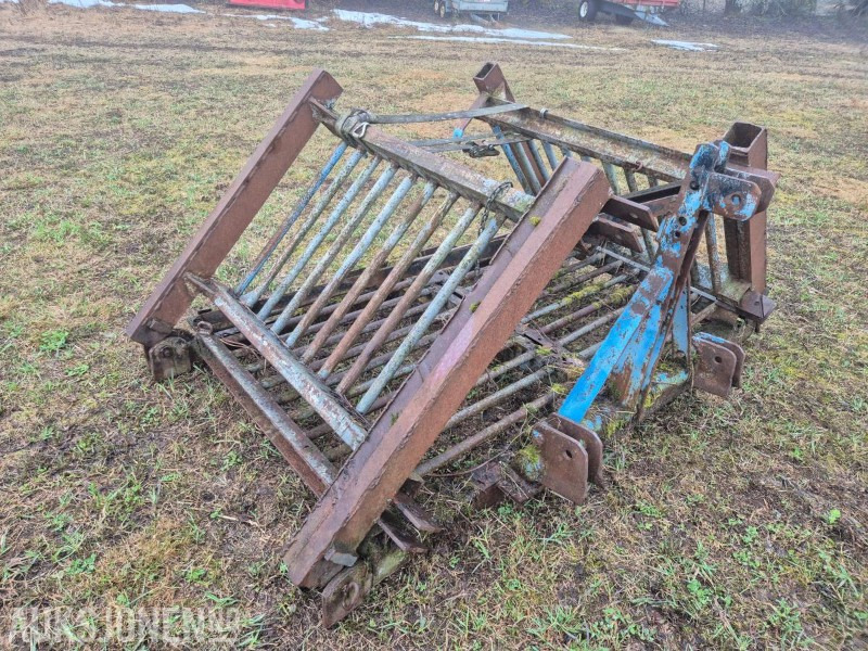 Slodd ca 3 meter med 3-punkt feste - Mezőgazdasági gépek: 2 kép. Slodd ca 3 meter med 3-punkt feste - Mezőgazdasági gépek: 2 kép.
