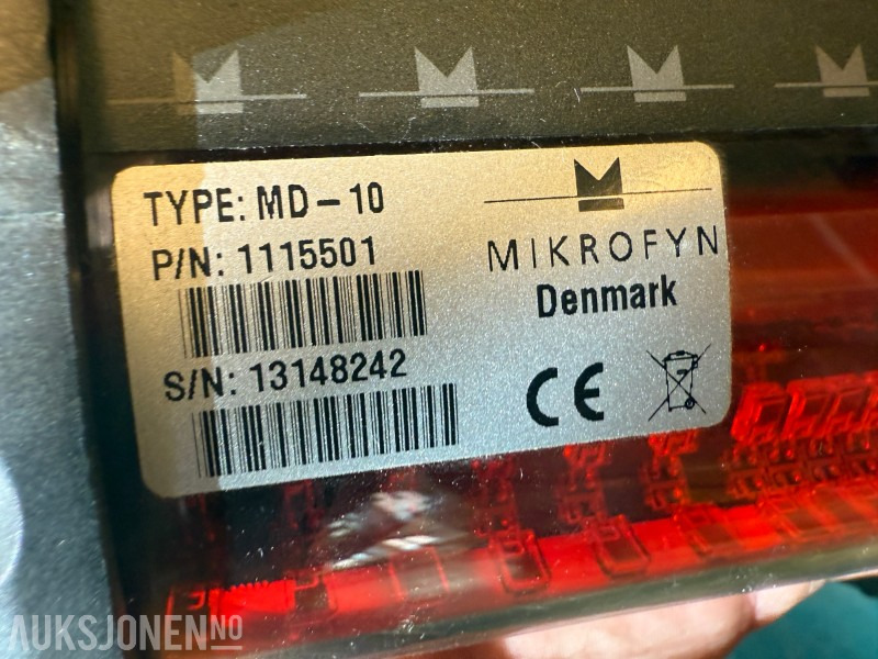 Mikrofyn MD10 med UCB1 Universal CAN bus Bridge - Építőipari berendezések: 3 kép. Mikrofyn MD10 med UCB1 Universal CAN bus Bridge - Építőipari berendezések: 3 kép.