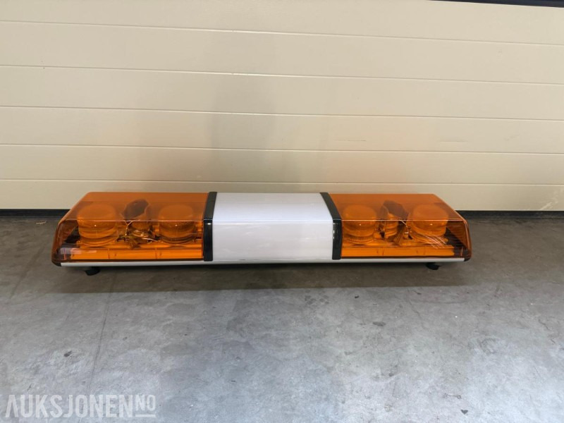 Ny Blinklampe 120cm - Építőipari berendezések: 2 kép. Ny Blinklampe 120cm - Építőipari berendezések: 2 kép.
