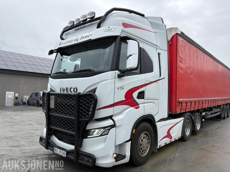2021 Iveco S-way 570 trekkvogn med 3akslet kel-berg henger - Nyergesvontató: 1 kép. 2021 Iveco S-way 570 trekkvogn med 3akslet kel-berg henger - Nyergesvontató: 1 kép.