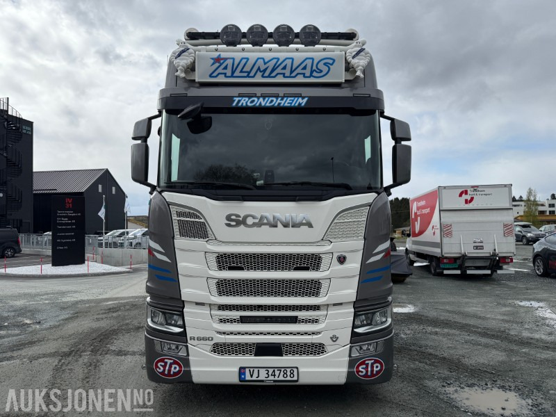 2024 Scania R 660 6x4 trekkvogn med løftetandem og hydraulikk! - Nyergesvontató: 2 kép. 2024 Scania R 660 6x4 trekkvogn med løftetandem og hydraulikk! - Nyergesvontató: 2 kép.