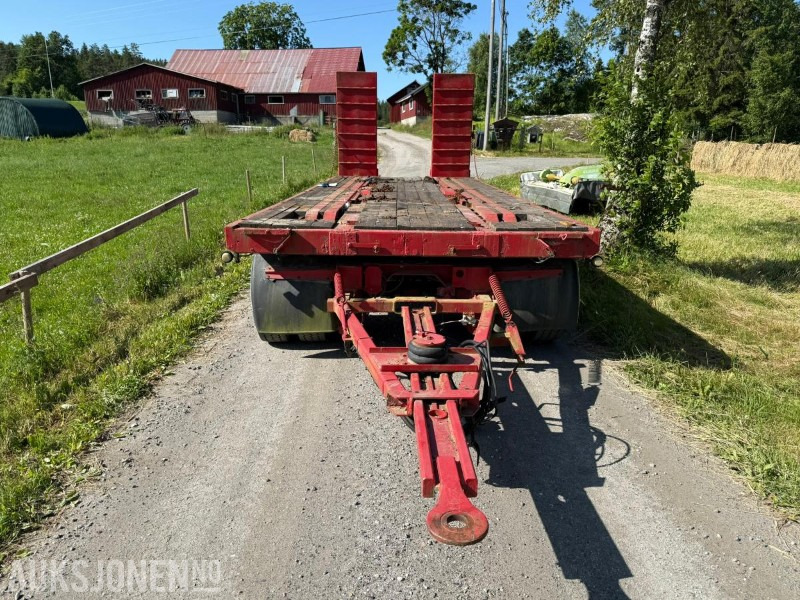 1987 Istrail 3-Akslet Maskinslep - Pótkocsi: 2 kép. 1987 Istrail 3-Akslet Maskinslep - Pótkocsi: 2 kép.