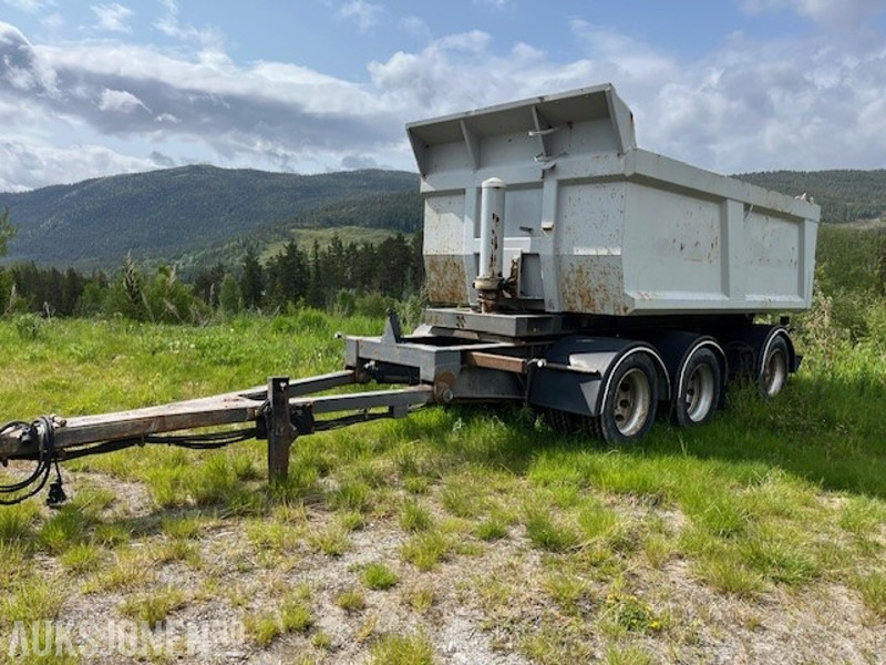 1996 Triolift Dumper slepvogn - Pótkocsi: 1 kép. 1996 Triolift Dumper slepvogn - Pótkocsi: 1 kép.